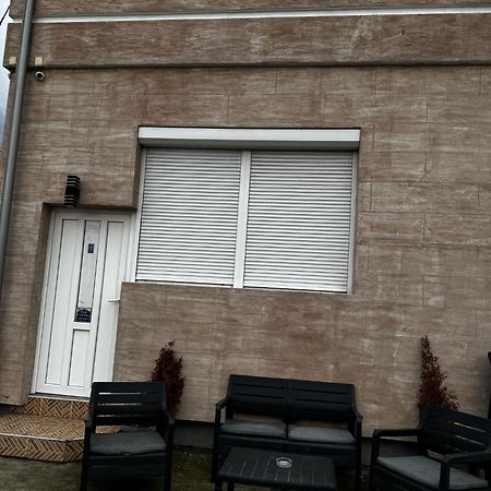 Apartments Vila Brzi & Beka Šabac Екстериор снимка
