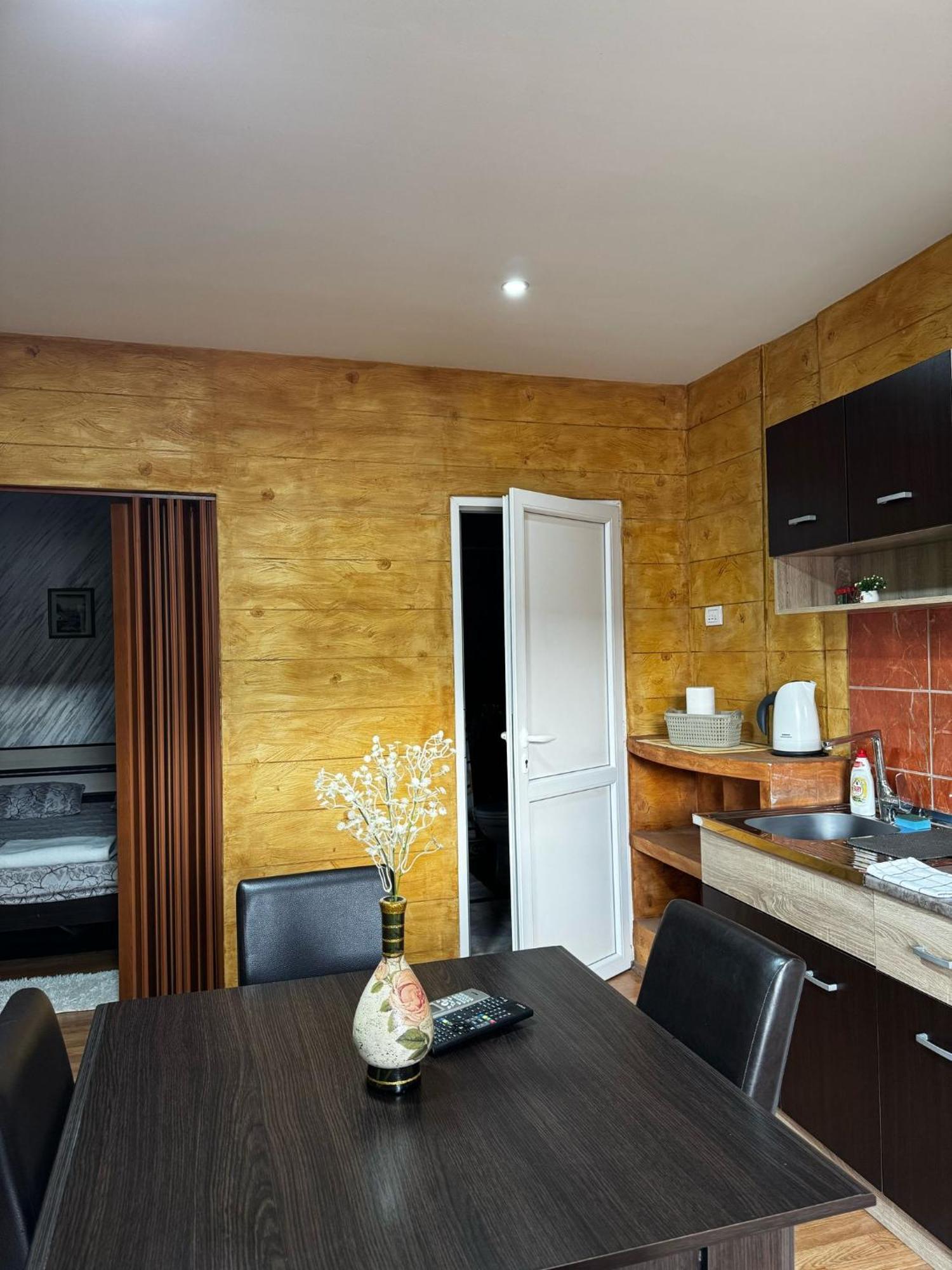 Apartments Vila Brzi & Beka Šabac Екстериор снимка