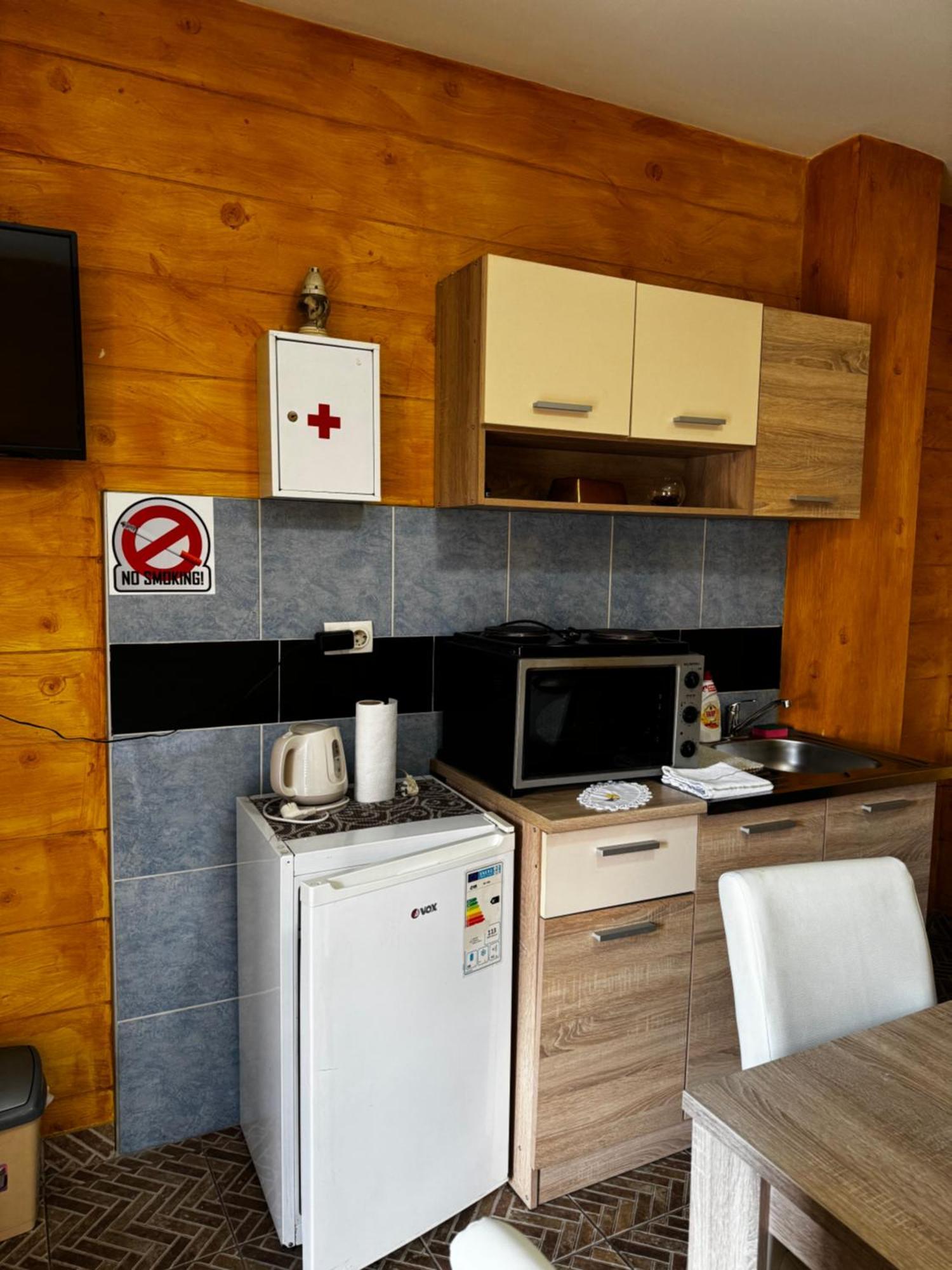 Apartments Vila Brzi & Beka Šabac Екстериор снимка