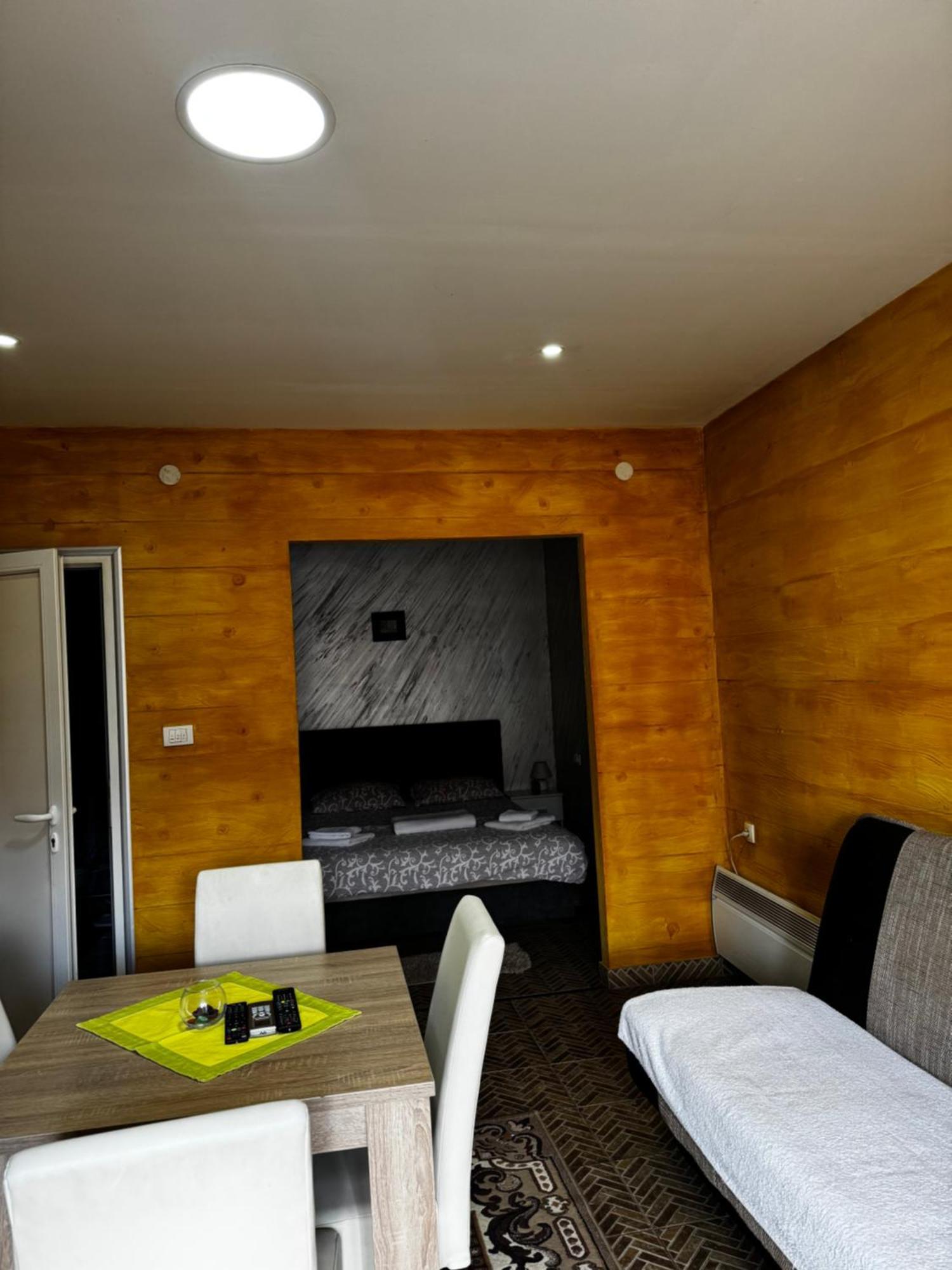 Apartments Vila Brzi & Beka Šabac Екстериор снимка